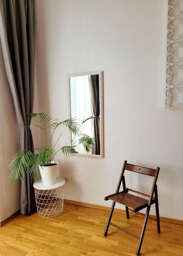 Przytulne Apartamenty W Centrum Warszawy Lok 2 Warsaw Luaran gambar