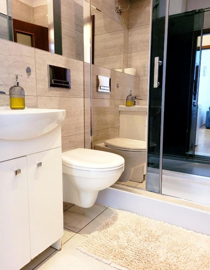 Przytulne Apartamenty W Centrum Warszawy Lok 2 Warsaw Luaran gambar